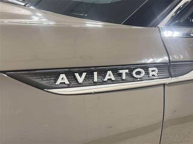 2026 Harbor Gray Clearcoat Lincoln Aviator Premiere AWD SUV