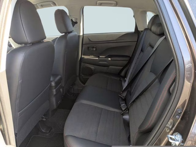 2026 Oak Brown Metallic Mitsubishi Outlander Sport 2.0 SE 4X4 SUV