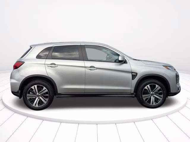 2026 Alloy Silver Metallic Mitsubishi Outlander Sport 2.0 ES 4X4 SUV