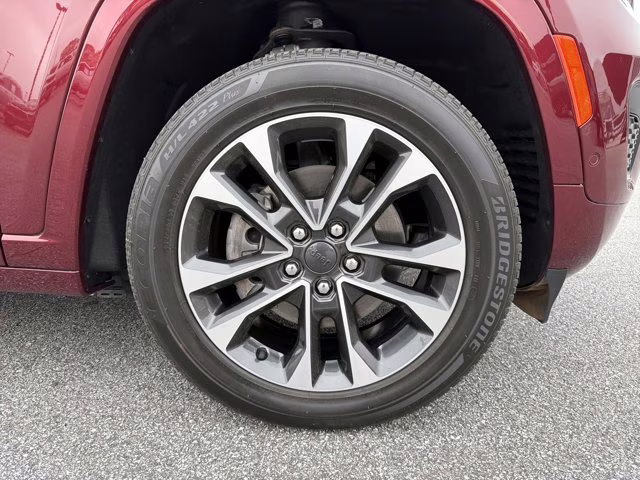 2023 Velvet Red Pearlcoat Jeep Grand Cherokee 4xe Overland 4X4 SUV