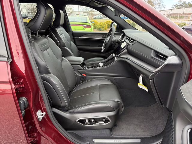 2023 Velvet Red Pearlcoat Jeep Grand Cherokee 4xe Overland 4X4 SUV