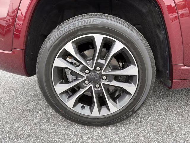 2023 Velvet Red Pearlcoat Jeep Grand Cherokee 4xe Overland 4X4 SUV