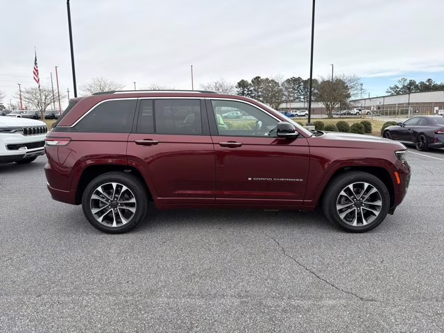 2023 Velvet Red Pearlcoat Jeep Grand Cherokee 4xe Overland 4X4 SUV