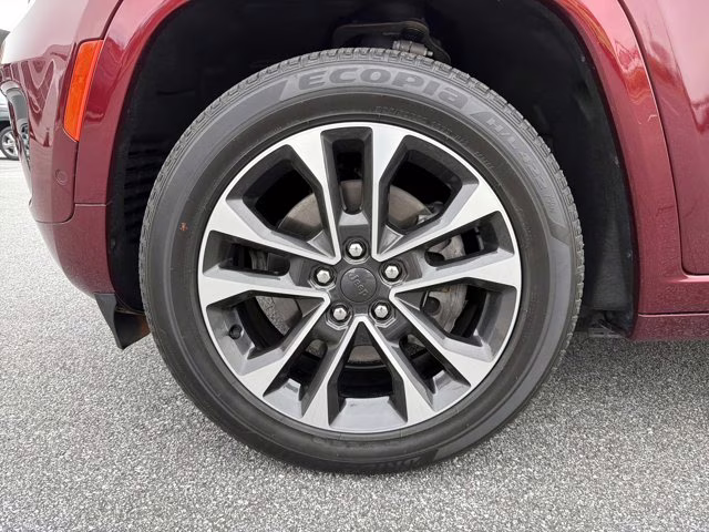 2023 Velvet Red Pearlcoat Jeep Grand Cherokee 4xe Overland 4X4 SUV