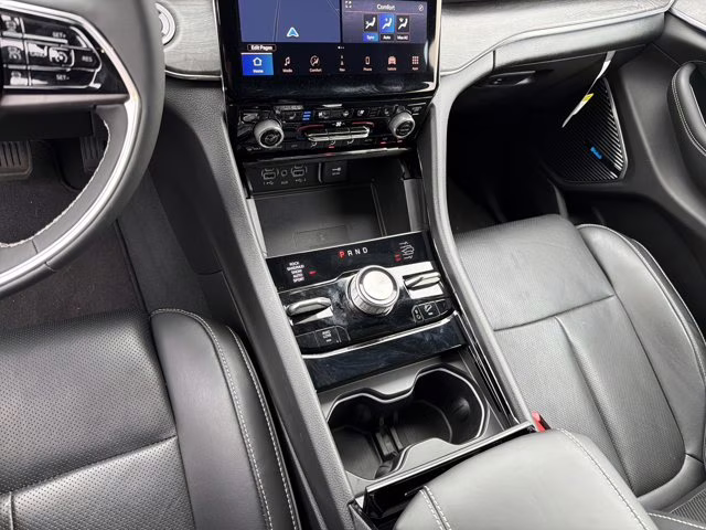 2023 Velvet Red Pearlcoat Jeep Grand Cherokee 4xe Overland 4X4 SUV