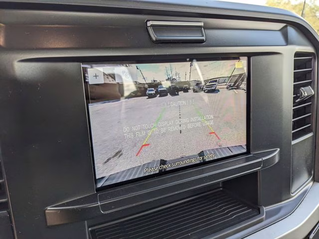 2026 Oxford White Ford Super Duty F-350 DRW XL 4X4 Truck