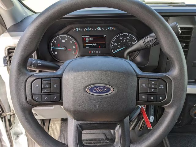 2026 Oxford White Ford Super Duty F-350 DRW XL 4X4 Truck