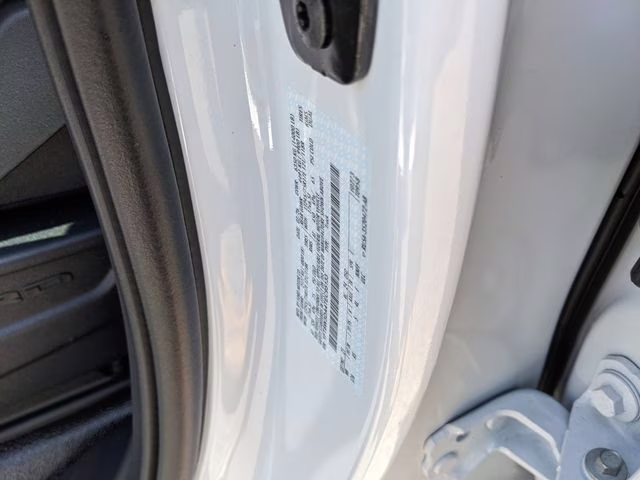 2026 Oxford White Ford Super Duty F-350 DRW XL 4X4 Truck