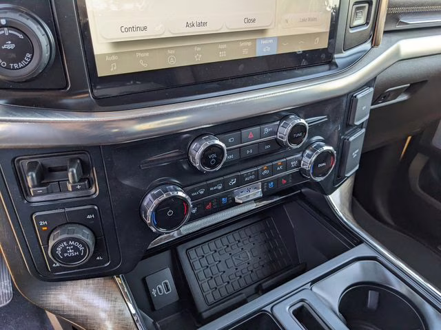 2026 Star White Metallic Tri-Coat Ford F-150 King Ranch 4X4 Truck