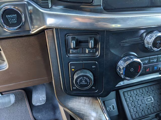 2026 Star White Metallic Tri-Coat Ford F-150 King Ranch 4X4 Truck