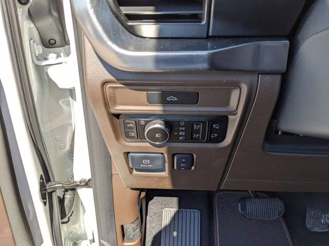 2026 Star White Metallic Tri-Coat Ford F-150 King Ranch 4X4 Truck