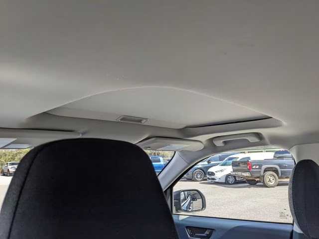 2026 Azure Gray Metallic Tri-Coat Ford Maverick XLT FWD Truck