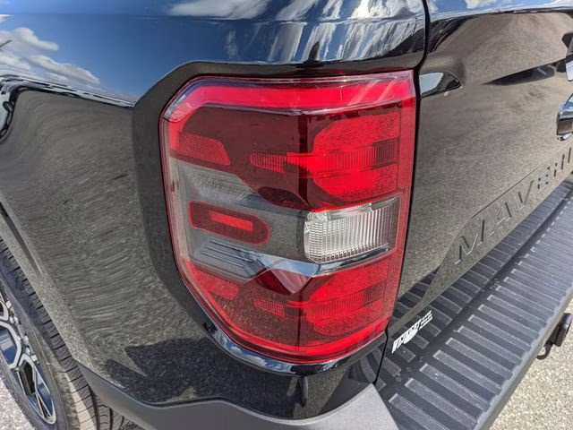 2026 Shadow Black Ford Maverick Lariat AWD Truck