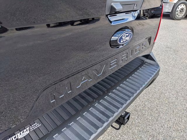 2026 Shadow Black Ford Maverick Lariat AWD Truck