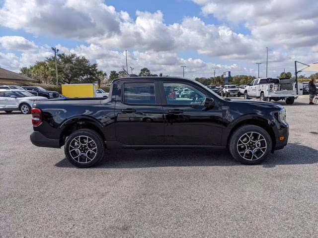 2026 Shadow Black Ford Maverick Lariat AWD Truck
