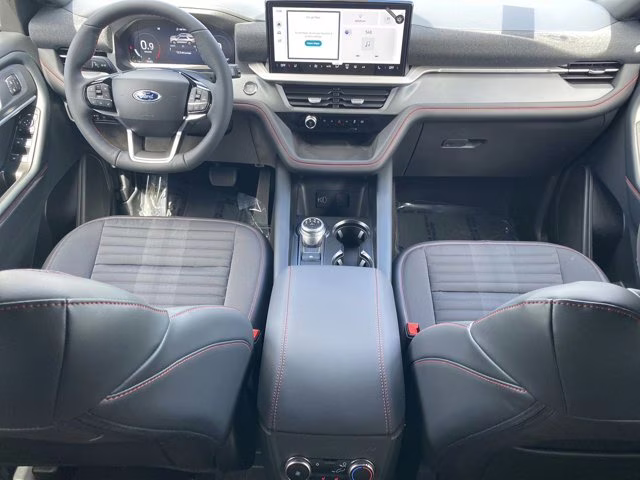 2026 Star White Metallic Tri-Coat Ford Explorer ST-Line RWD SUV