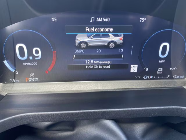 2026 Star White Metallic Tri-Coat Ford Explorer ST-Line RWD SUV