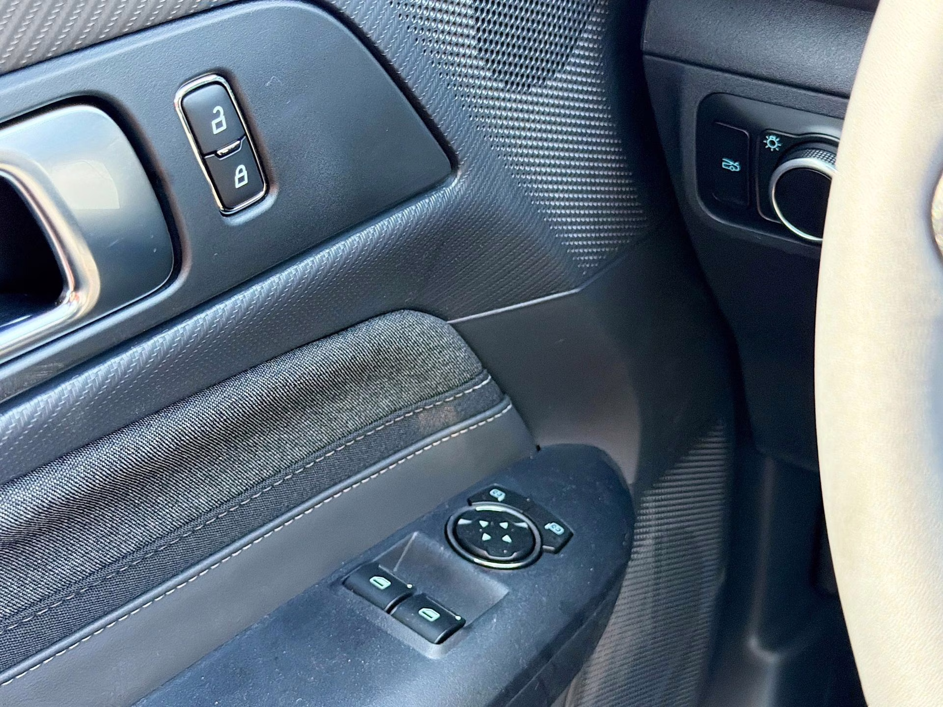 2026 Oxford White Ford Mustang EcoBoost RWD Coupe