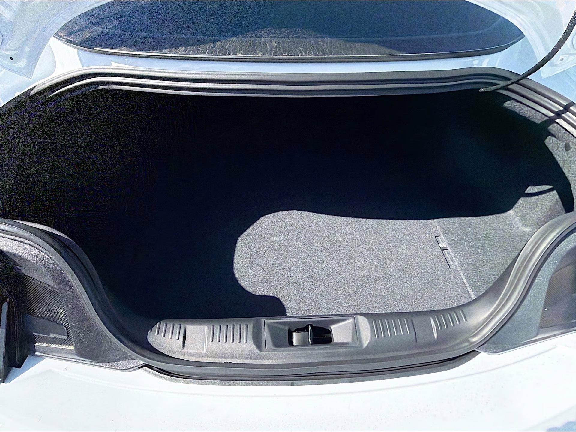 2026 Oxford White Ford Mustang EcoBoost RWD Coupe