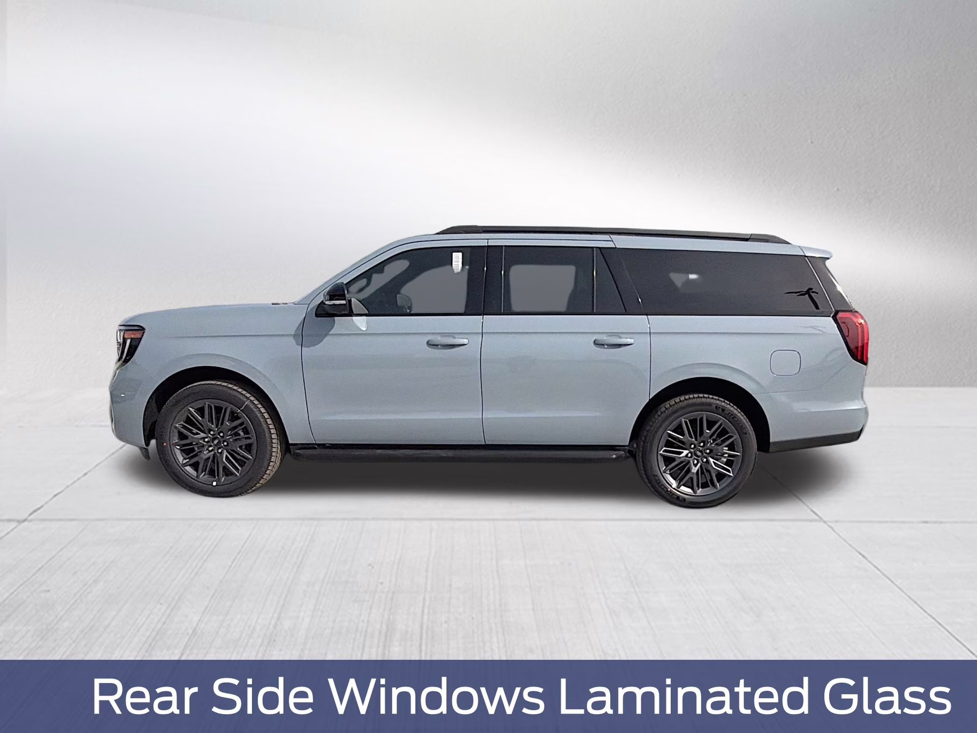 2026 Glacier Gray Metallic Tri-Coat Ford Expedition Max Platinum 4X4 SUV