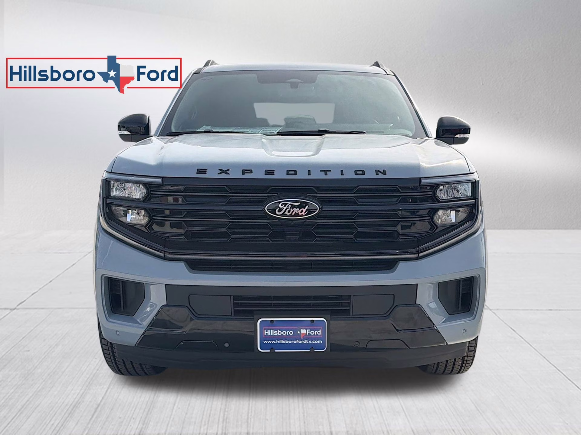 2026 Glacier Gray Metallic Tri-Coat Ford Expedition Max Platinum 4X4 SUV