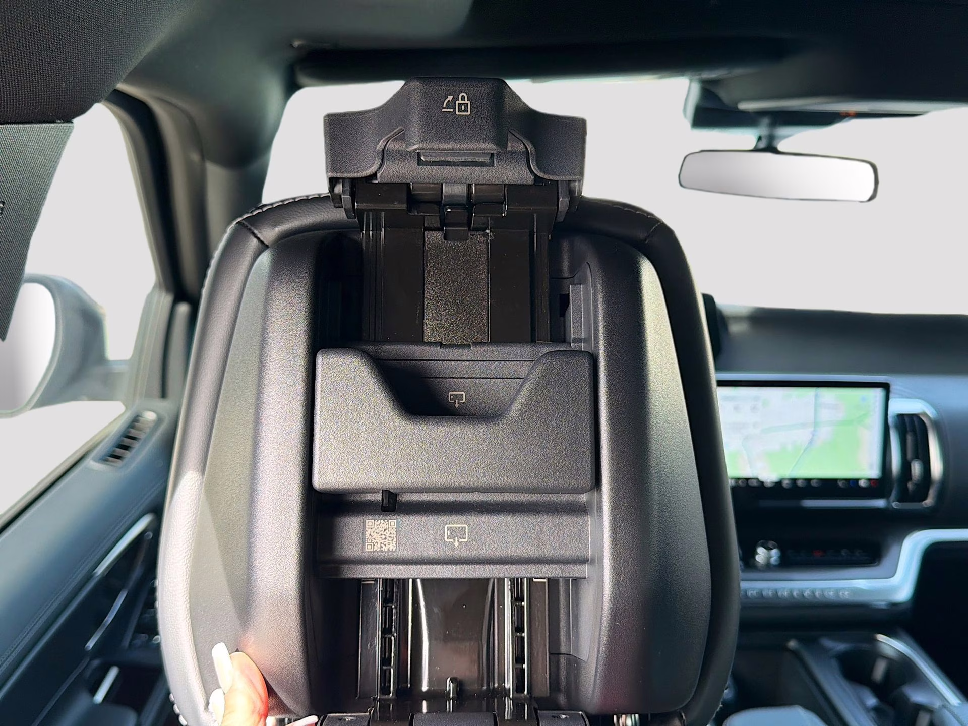 2026 Glacier Gray Metallic Tri-Coat Ford Expedition Max Platinum 4X4 SUV