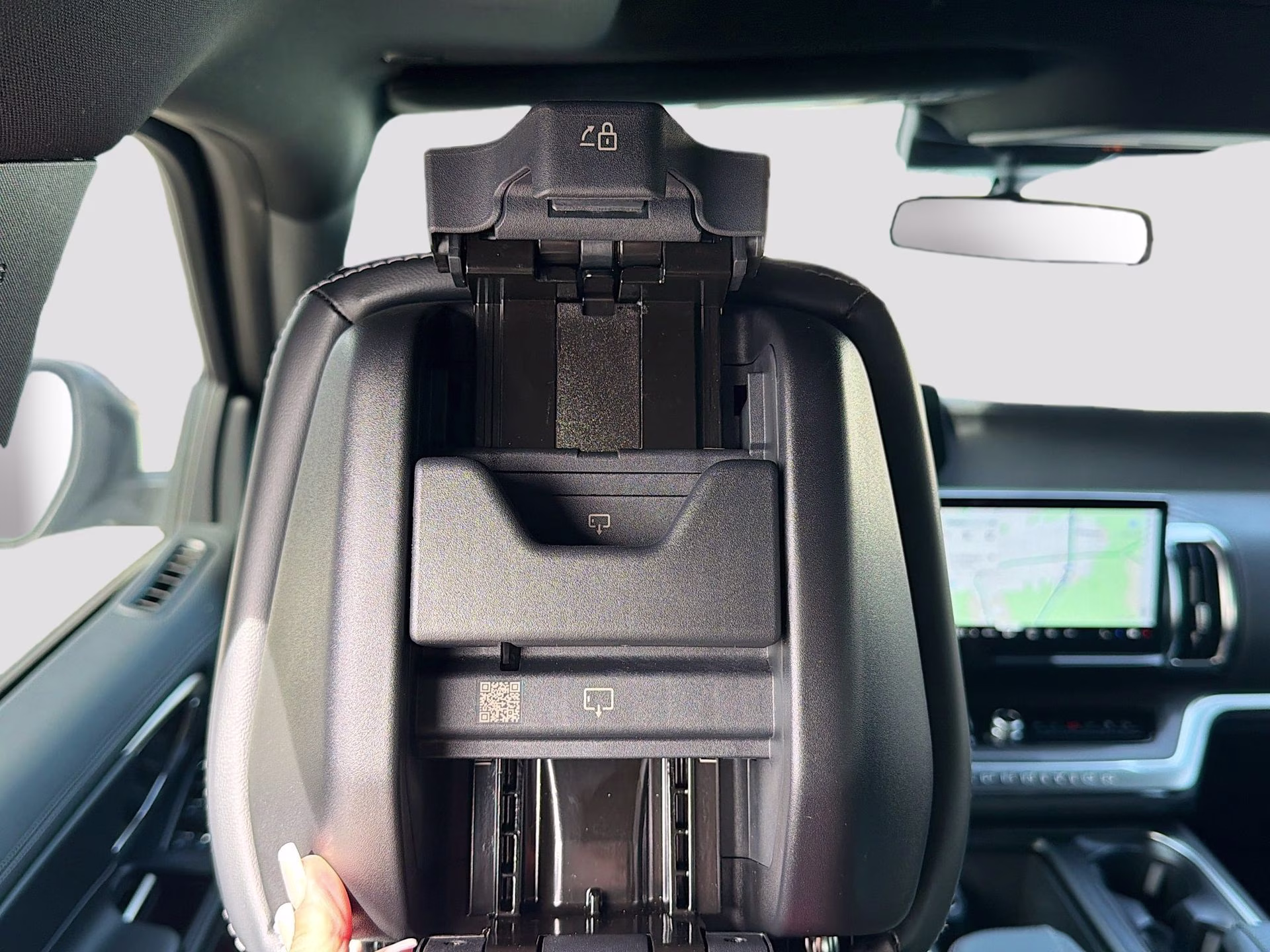 2026 Glacier Gray Metallic Tri-Coat Ford Expedition Max Platinum 4X4 SUV