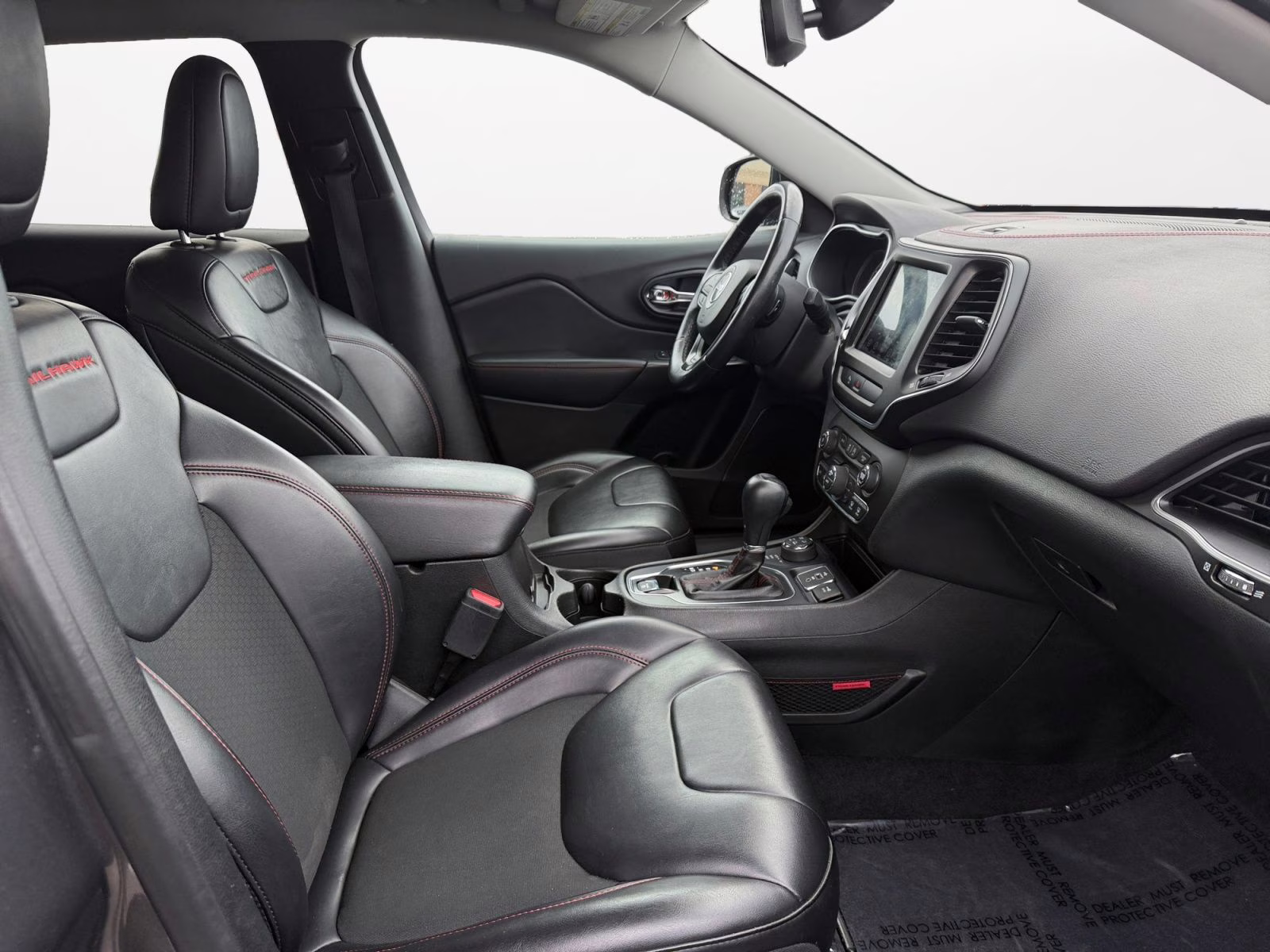 2019 Granite Crystal Metallic Clearcoat Jeep Cherokee Trailhawk 4X4 SUV