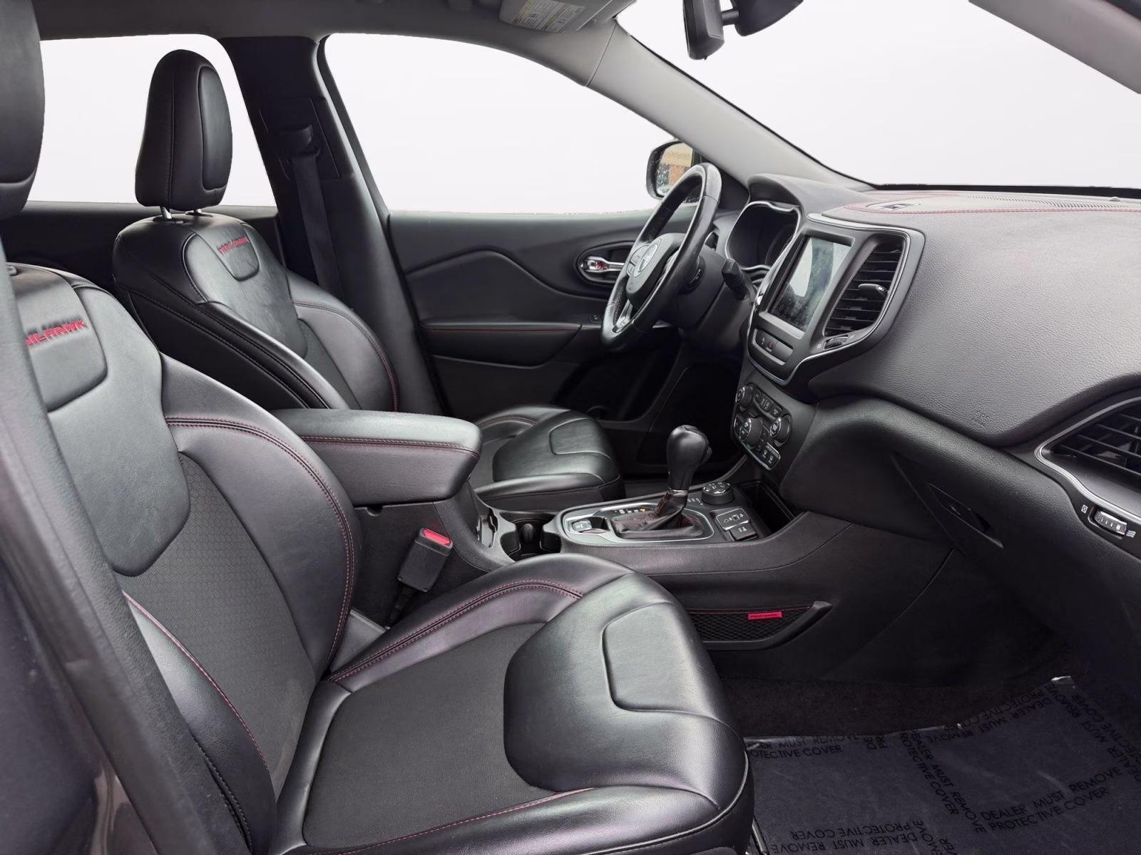 2019 Granite Crystal Metallic Clearcoat Jeep Cherokee Trailhawk 4X4 SUV