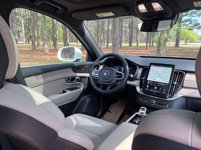 2026 Crystal White Volvo XC90 Plug-In Hybrid T8 Plus 7-Seater AWD SUV