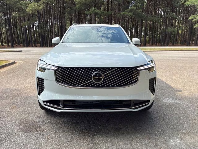 2026 Crystal White Volvo XC90 Plug-In Hybrid T8 Plus 7-Seater AWD SUV