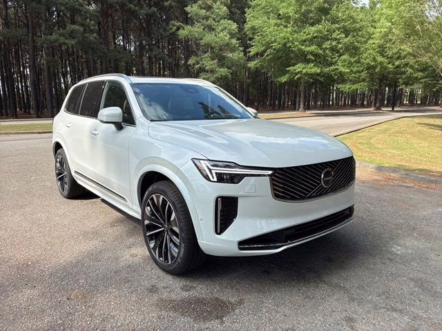 2026 Crystal White Volvo XC90 Plug-In Hybrid T8 Plus 7-Seater AWD SUV