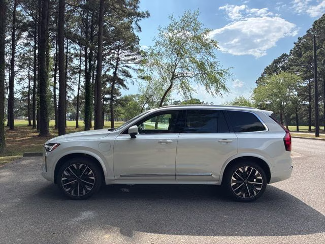 2026 Crystal White Volvo XC90 Plug-In Hybrid T8 Plus 7-Seater AWD SUV