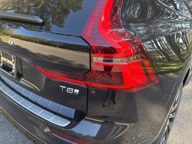 2026 Onyx Black Volvo XC60 Plug-In Hybrid T8 Plus AWD SUV