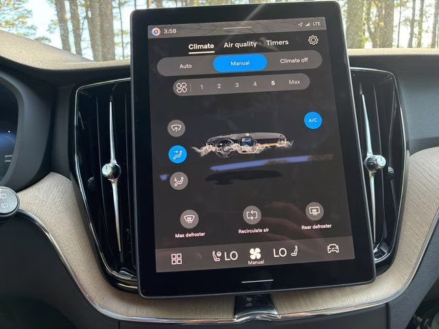 2026 Onyx Black Volvo XC60 Plug-In Hybrid T8 Plus AWD SUV