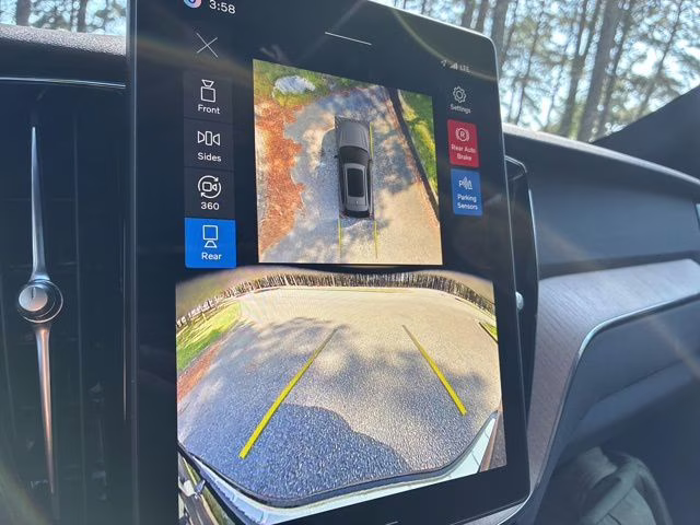 2026 Onyx Black Volvo XC60 Plug-In Hybrid T8 Plus AWD SUV