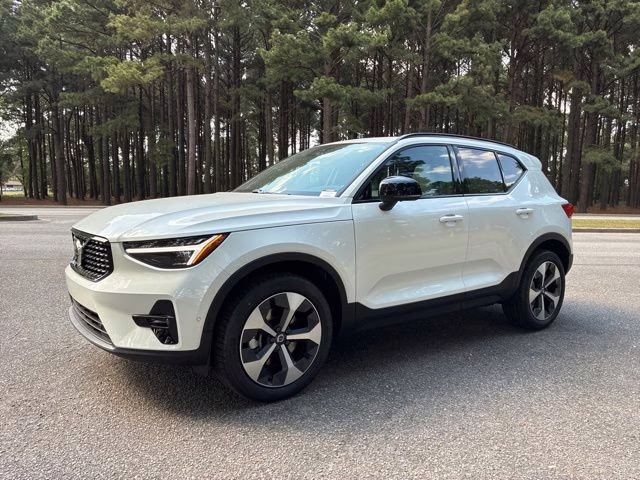 2026 Crystal White Volvo XC40 B5 Plus AWD SUV