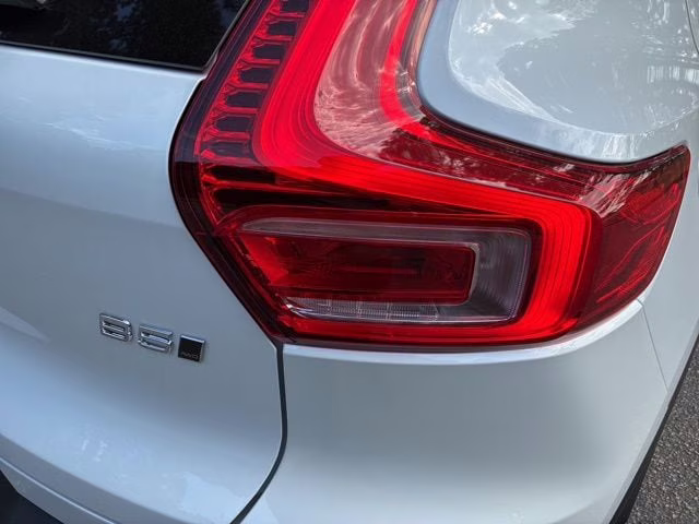 2026 Crystal White Volvo XC40 B5 Plus AWD SUV