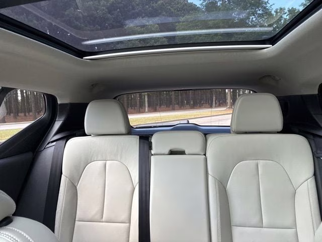 2026 Crystal White Volvo XC40 B5 Plus AWD SUV