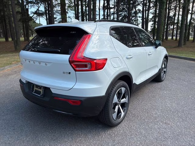 2026 Crystal White Volvo XC40 B5 Plus AWD SUV