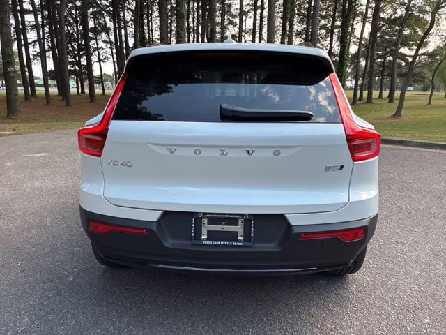 2026 Crystal White Volvo XC40 B5 Plus AWD SUV