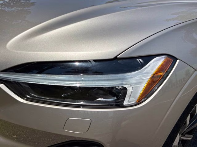 2026 Bright Dusk Volvo XC60 B5 Plus AWD SUV