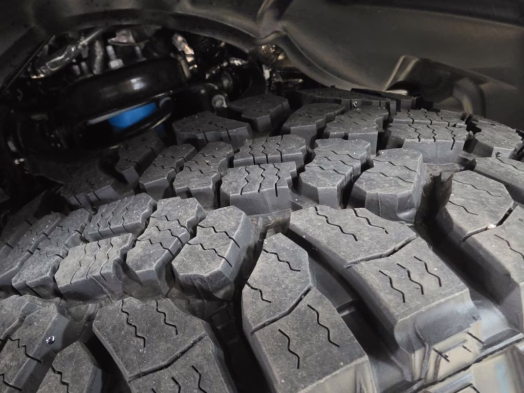 2026 Diamond Black Crystal Pearlcoat Ram 1500 Warlock 4X4 Truck