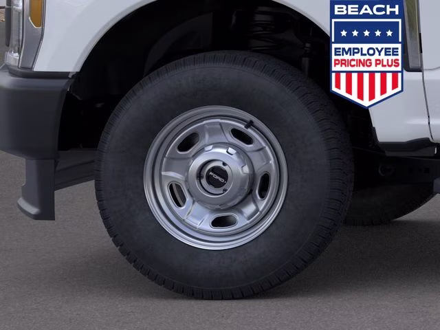 2026 Oxford White Ford Super Duty F-250 SRW XL 4X4 Truck