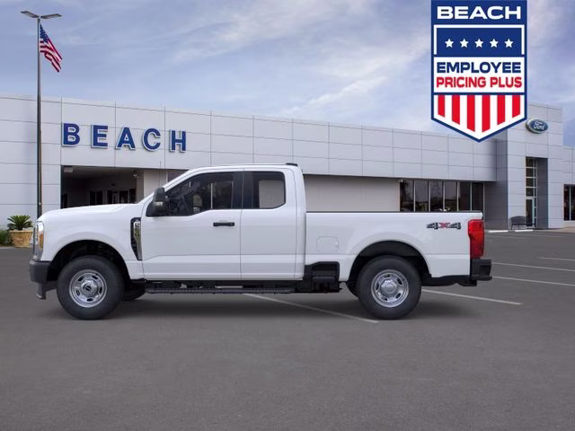 2026 Oxford White Ford Super Duty F-250 SRW XL 4X4 Truck