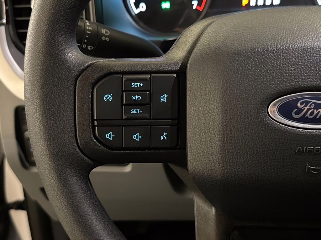 2026 Oxford White Ford Super Duty F-250 SRW XL RWD Truck