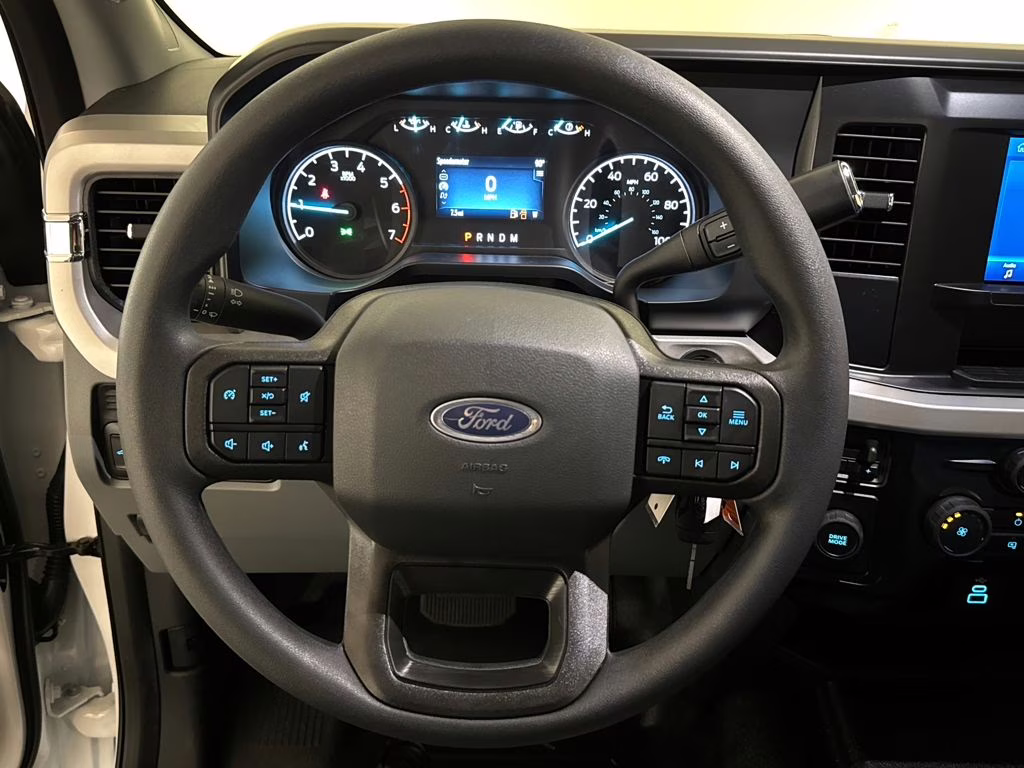 2026 Oxford White Ford Super Duty F-250 SRW XL RWD Truck