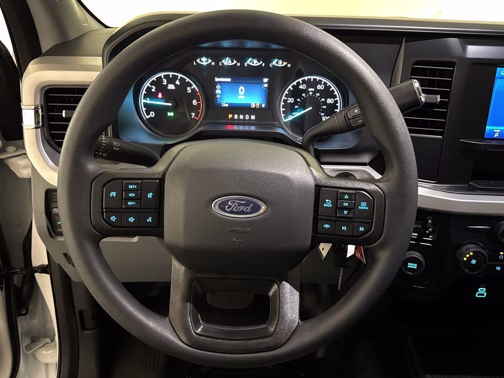 2026 Oxford White Ford Super Duty F-250 SRW XL RWD Truck
