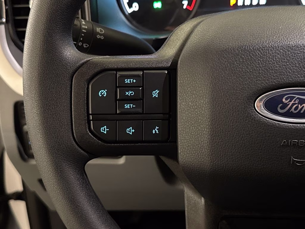 2026 Oxford White Ford Super Duty F-250 SRW XL RWD Truck