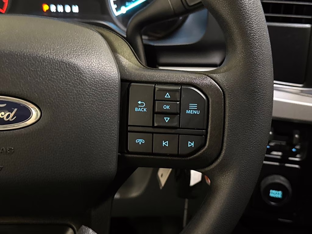 2026 Oxford White Ford Super Duty F-250 SRW XL RWD Truck